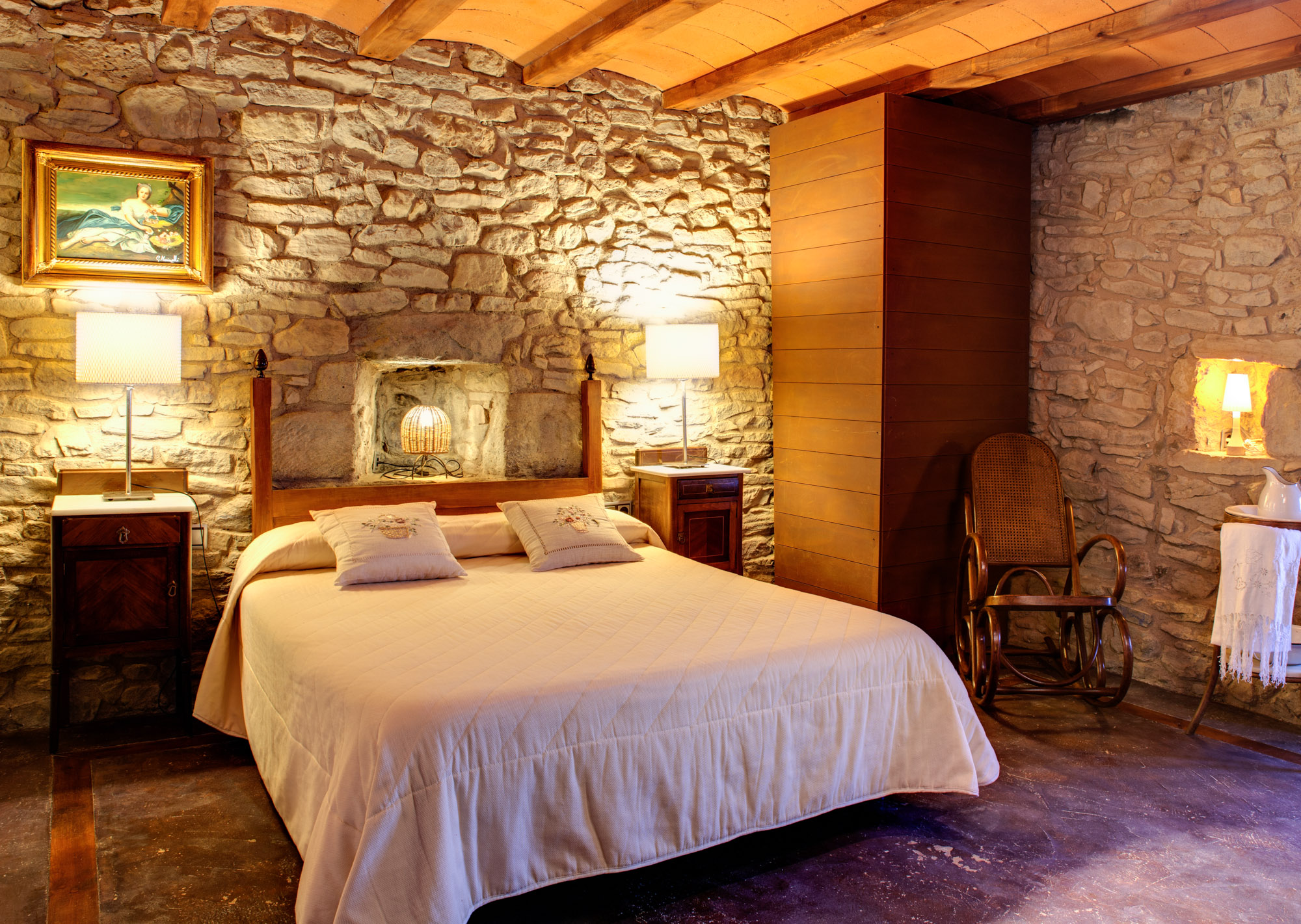 La Tor de Montclar - Road Cycling in Berguedà: Mountain Passes and Quiet Roads